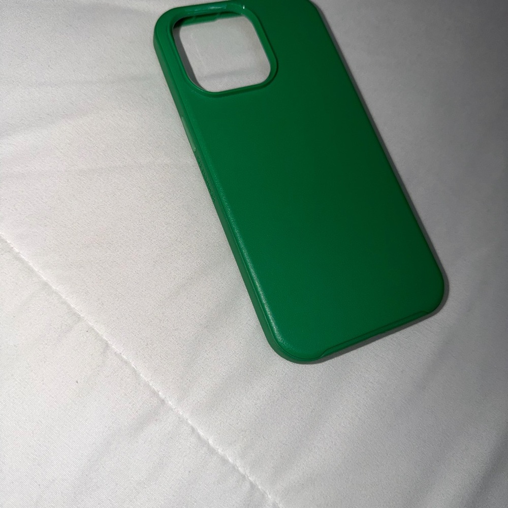 OtterBox Vibrant Green Phone Case